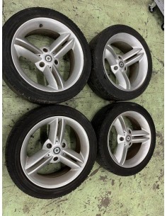 Conjunto de rodas Spikeline Smart Roadster 16 polegadas usado 2