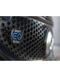 smart EQ Logo / emblem / badge for the front grille of the smart fortwo forfour 453 2