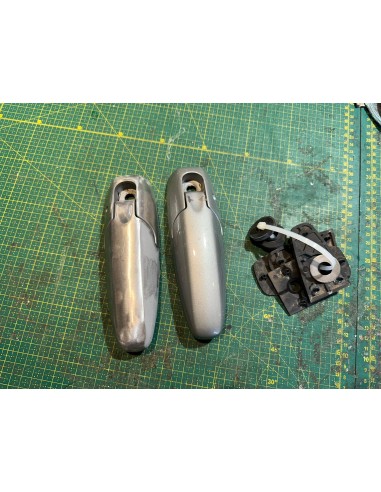 Smart Roadster Coupe glass boot lid hinge set right + left side