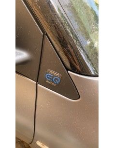 Logo / emblème / badge smart EQ pour le triangle de rétroviseur de la smart fortwo forfour 453