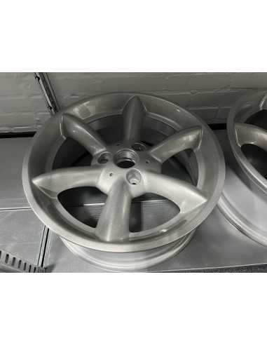 Full set of refurbished Smart Roadster 452 17 inch alloy runline wheels in stock!