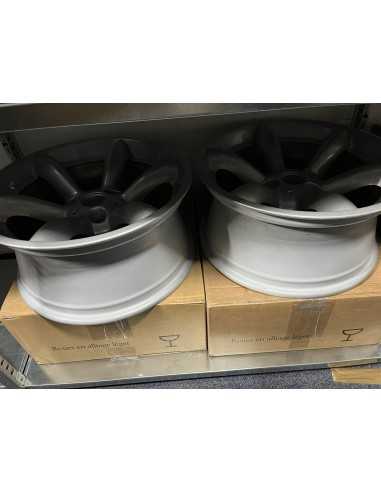 ¡Juego completo de llantas de aleación Runline Smart Roadster 452 de 17 pulgadas renovadas en stock!