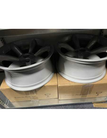 Conjunto completo de rodas de liga leve Runline Smart Roadster 452 de 17 polegadas reformadas em estoque!