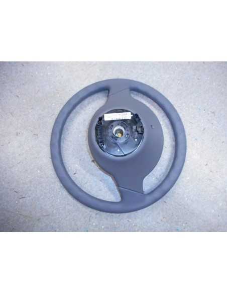 Smart Roadster standard steering wheel also fits fortwo 450 models Smart Roadster standard steering wheel also fits fortwo 450 models