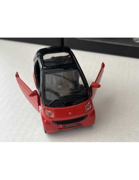 Pullback Smart Fortwo Coupé 1:33 Phatrot/Schwarz SMARTWARE Pullback Smart Fortwo Coupé 1:33 Phatrot/Schwarz SMARTWARE