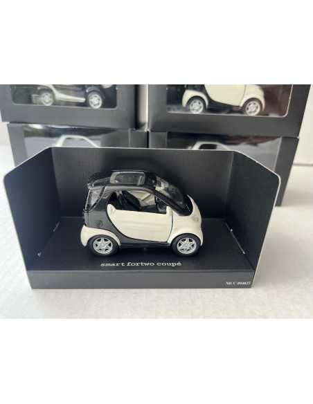 Pullback Smart Fortwo Coupé 1:33 lite weiß/schwarz SMARTWARE