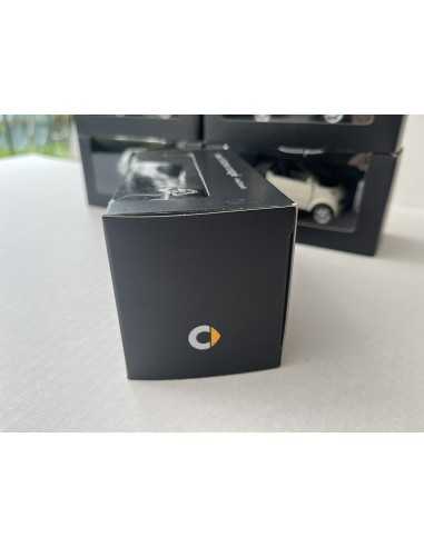 Smart fortwo coupé pullback 1:33 jack nero/argento SMARTWARE