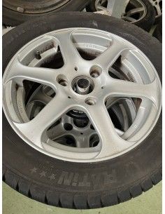 Juego de llantas de aleación RIAL Smart Roadster de 15 pulgadas con neumáticos de invierno de 5 mm 2