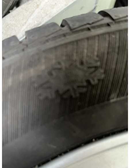 Smart Roadster 15 inch RIAL lichtmetalen velgenset met winterbanden 5 mm Smart Roadster 15 inch RIAL lichtmetalen velgenset met winterbanden 5 mm