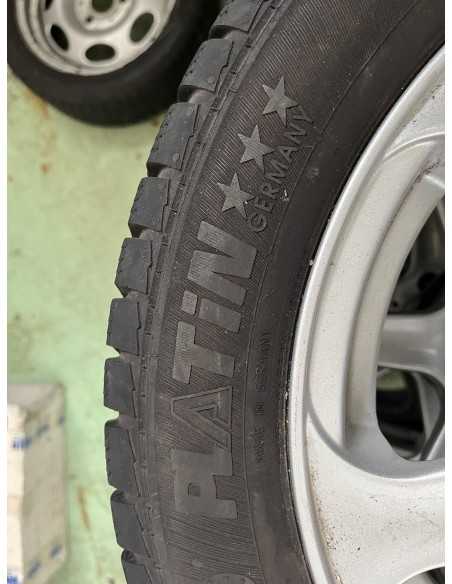 Juego de llantas de aleación RIAL Smart Roadster de 15 pulgadas con neumáticos de invierno de 5 mm Juego de llantas de aleación RIAL Smart Roadster de 15 pulgadas con neumáticos de invierno de 5 mm