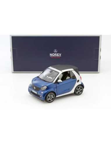 Modèle réduit de voiture Norev Smart Fortwo Cabrio 2015 Bleu + Argent 183438 1:18