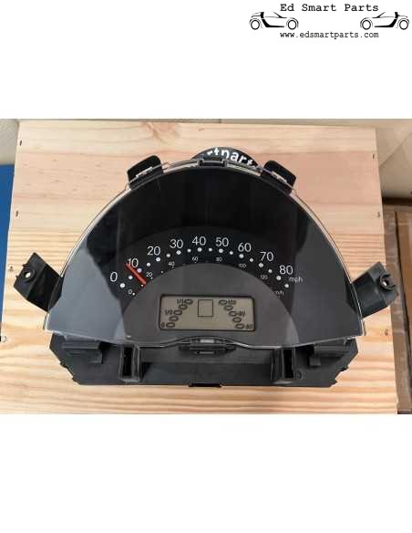 0010140V001000000, SPEEDO MPH INSTRUMENT CLUSTER. NAVIGATIONSYSTEM