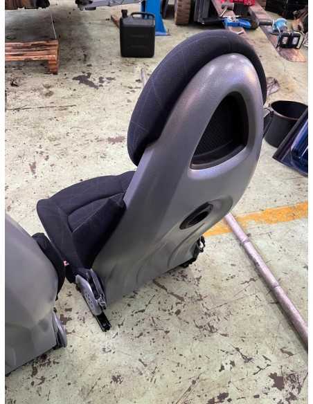 Par de asientos Smart Roadster LHD en color negro garabateado, airbags laterales y calefacción Par de asientos Smart Roadster LHD en color negro garabateado, airbags laterales y calefacción