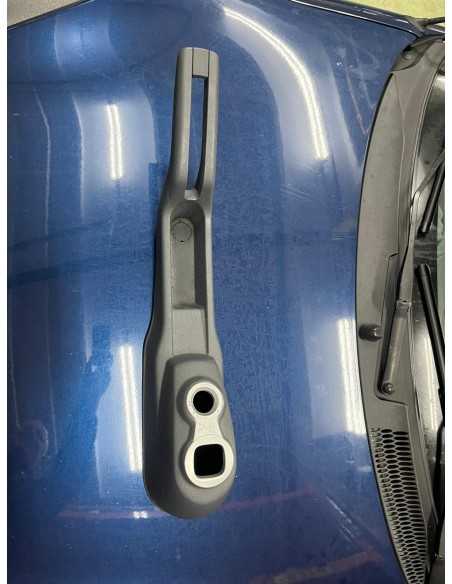 Consola central Smart Roadster Brabus Xclusive 452 con orificio para interruptor de espejo eléctrico