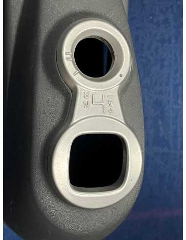 Smart Roadster Brabus Xclusive 452 centre console tunnel with hole for electric mirror switch