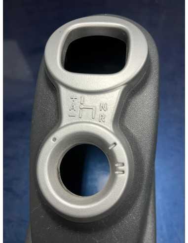 Smart Roadster Brabus Xclusive 452 centre console tunnel with hole for electric mirror switch