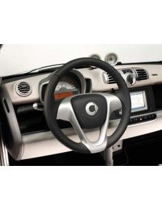 Volante sportivo in pelle Smart ForTwo 451 usato con funzione di cambio al volante 2