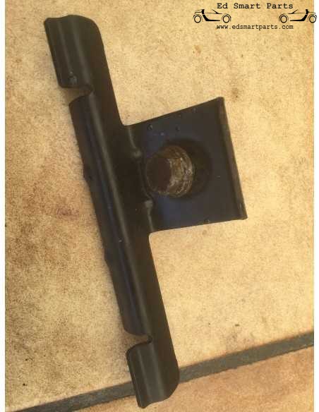 Smart Roadster 452 Batterieklemmhalter Halterung mit Bolzen