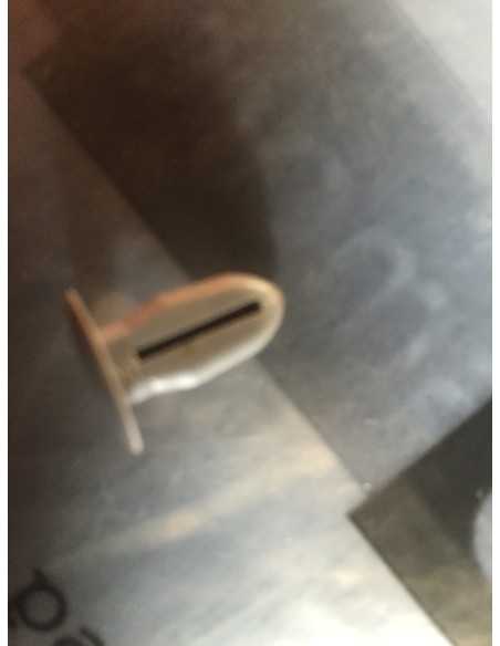 Clip de fixation du capot du montant B du Smart Roadster 452 Clip de fixation du capot du montant B du Smart Roadster 452