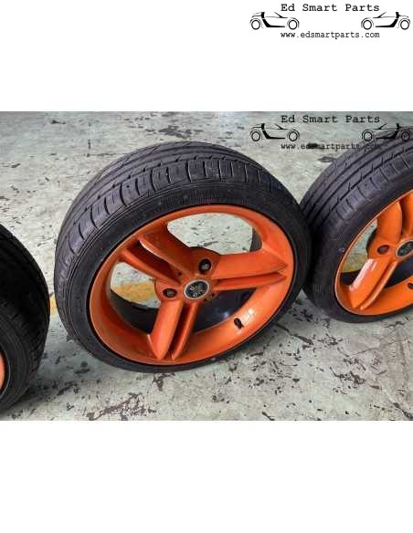 Cerchi in lega Spikeline Smart Roadster da 16 pollici usati, offerta speciale