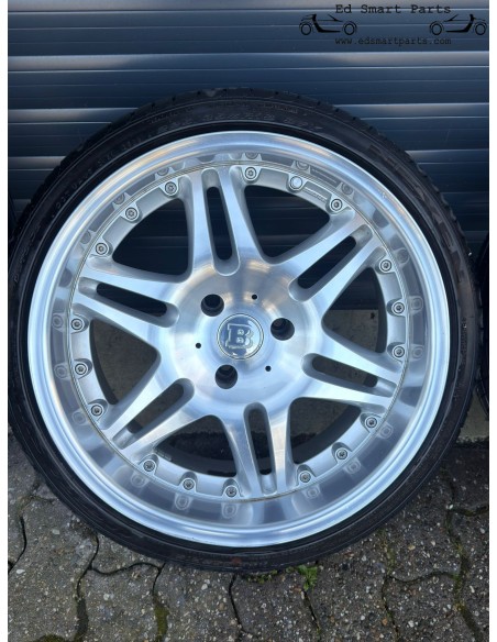 Complete set GEBRUIKTE Smart Roadster Brabus 18 inch lichtmetalen Monoblock velgen met NIEUWE banden