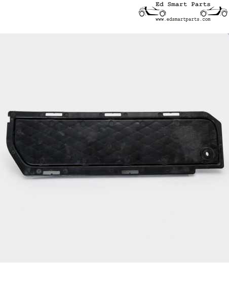 Smart Roadster rear grille section covering exhaust - left side
