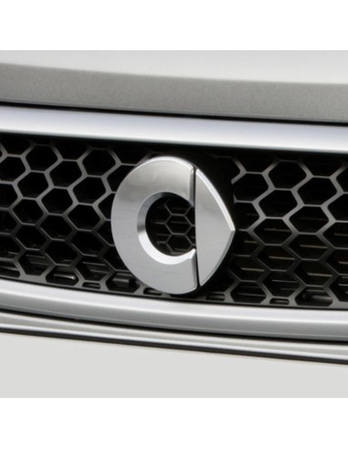 Chickenhead Logo / emblem / badge for the front grille on the smart fortwo 451 facelift model (as of 2012)