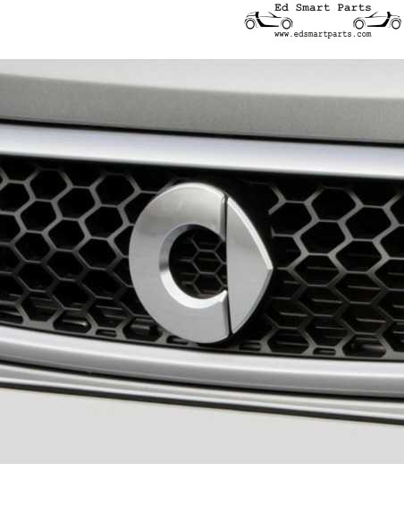 Chickenhead Logo / embleem / badge voor de grille aan de smart fortwo 451 facelift model (vanaf 2012)