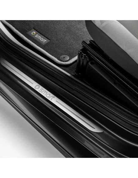 Set di finiture per battitacco in argento lucido originale Smart FORTWO 451 Set di finiture per battitacco in argento lucido originale Smart FORTWO 451