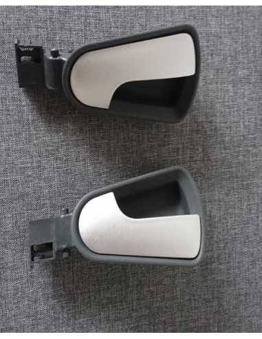 Usato Smart Roadster Brabus 452 set maniglia interna porta flow argento lato sinistro e destro