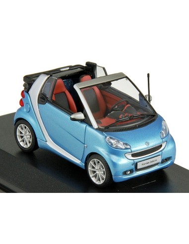 smart fortwo  cabrio 451 1:43 light blue