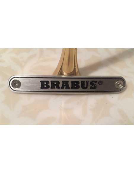 Emblema de aluminio Brabus para interior + 2 tornillos para montaje Emblema de aluminio Brabus para interior + 2 tornillos para montaje