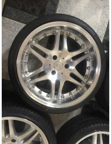 Complete set GEBRUIKTE Smart Roadster Brabus 18 inch lichtmetalen Monoblock velgen met NIEUWE banden