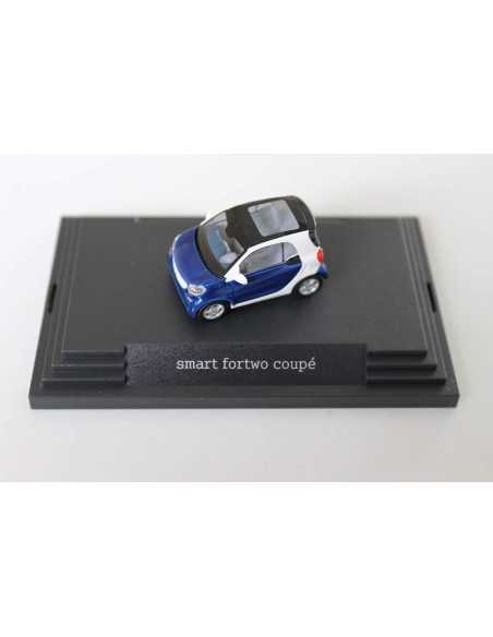 Busch Smart 453 Fortwo Coupe branco / azul meia-noite Modelo de carro 1:87