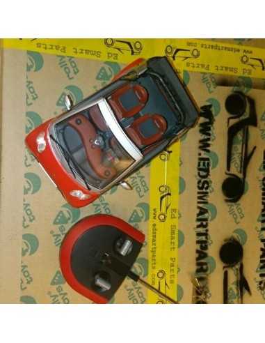 Voiture télécommandée Smart ForTwo Cabrio de Dickie - Rouge Échelle 1:12