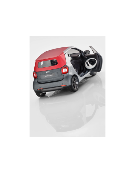 NOREV 1/18 SMART FORTWO CABRIOLET 2015 GRIS ARGENT MAT BORDEAUX 1:18 NOREV 1/18 SMART FORTWO CABRIOLET 2015 GRIS ARGENT MAT BORDEAUX 1:18