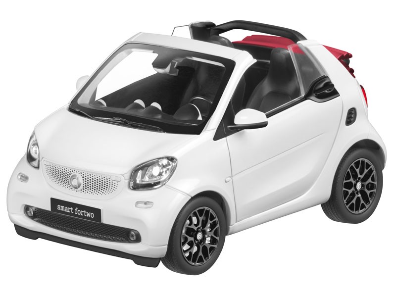 NOREV 1/18 SMART FORTWO CABRIOLET 2015 WHITE 1:18