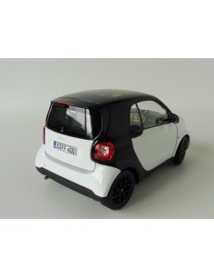 NOREV 1/18 SMART FORTWO BIANCO E NERO 1:18 2