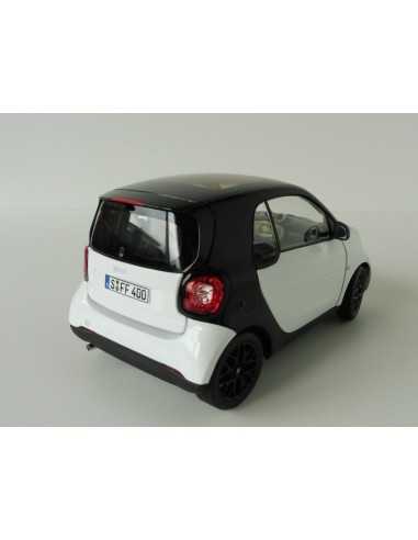 NOREV 1/18 SMART FORTWO SCHWARZ-WEISS 1:18