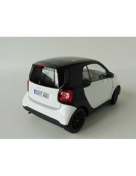 NOREV 1/18 SMART FORTWO BLANCO Y NEGRO 1:18 NOREV 1/18 SMART FORTWO BLANCO Y NEGRO 1:18