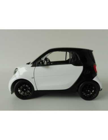NOREV 1/18 SMART FORTWO BLANCO Y NEGRO 1:18
