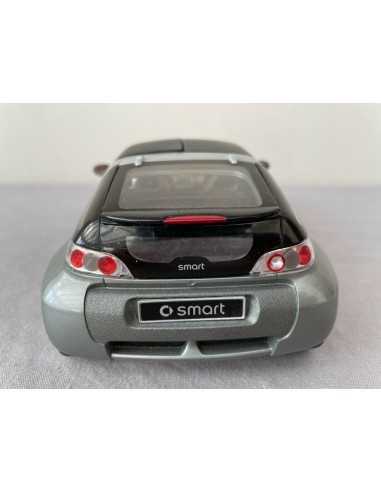 Smart Roadster Coupé Glance Gris 1/18 Kyosho