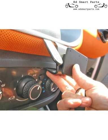 CLIP DE SOPORTE PARA TELÉFONO EN ÁNGULO PARA SMART FORFOUR/ FORTWO 453