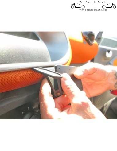 CLIP DE SOPORTE PARA TELÉFONO EN ÁNGULO PARA SMART FORFOUR/ FORTWO 453