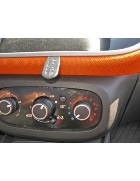 SMART FORFOUR/ FORTWO 453 HOEKIGE TELEFOONBEVESTIGINGSCLIP SMART FORFOUR/ FORTWO 453 HOEKIGE TELEFOONBEVESTIGINGSCLIP