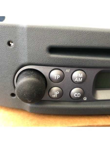 Smart Fortwo 450 Radio Five with CD player