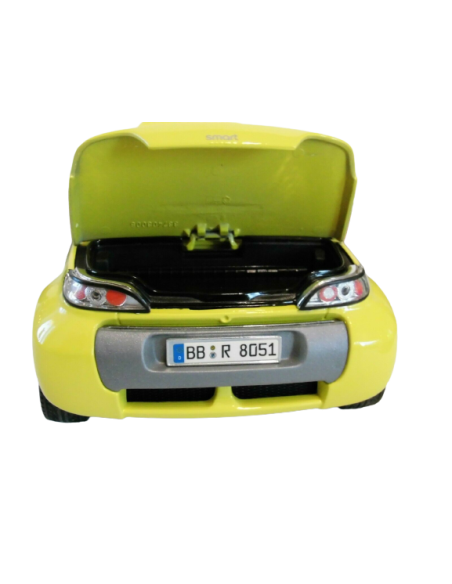 Smart Roadster Gele Cabrio 1/18 Bburago Smart Roadster Gele Cabrio 1/18 Bburago