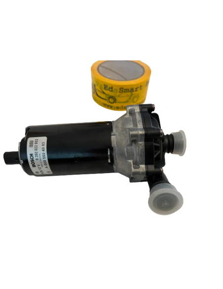 Bosch chargecooler koelvloeistofsysteempomp voor de 452 smart Brabus roadster